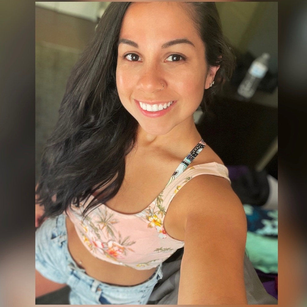 Meet your Posher, Monica